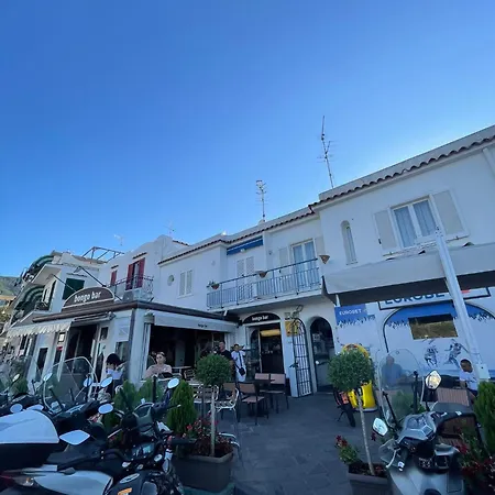Al Capitello Tatil Evi *